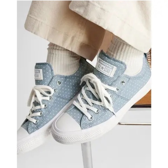 Converse Chuck Taylor Madison Low Top Blue and White Polka Dot Sneakers - Picture 1 of 8